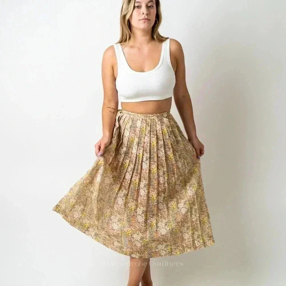 Vintage 90s Floral Maxi Pleated Summer Skirt - Picture 3 of 8